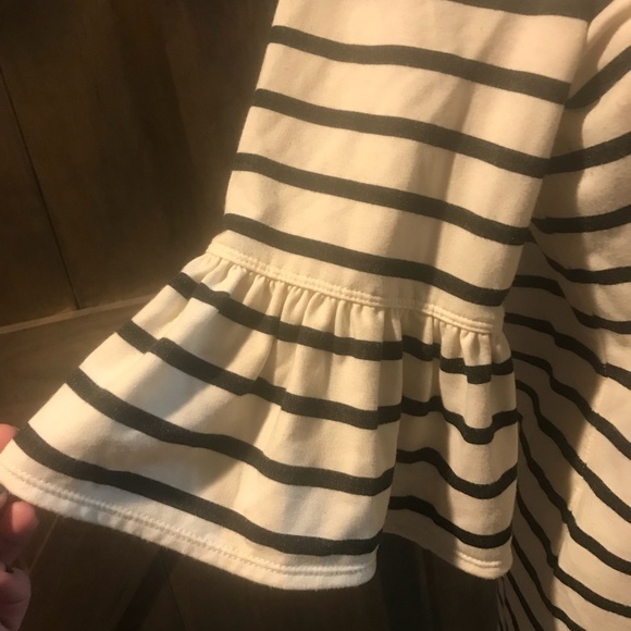 Studio M Bell-sleeved Shirt - Picture 3 of 6